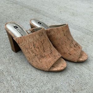 White Mountain Datenight Peep Toe Heels